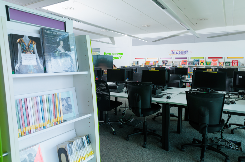 Dartford_Landscape_LTC_Books_Shelves