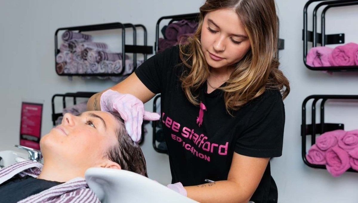 dartford-college-landscape-hairdressing-student-washing-hair-2026